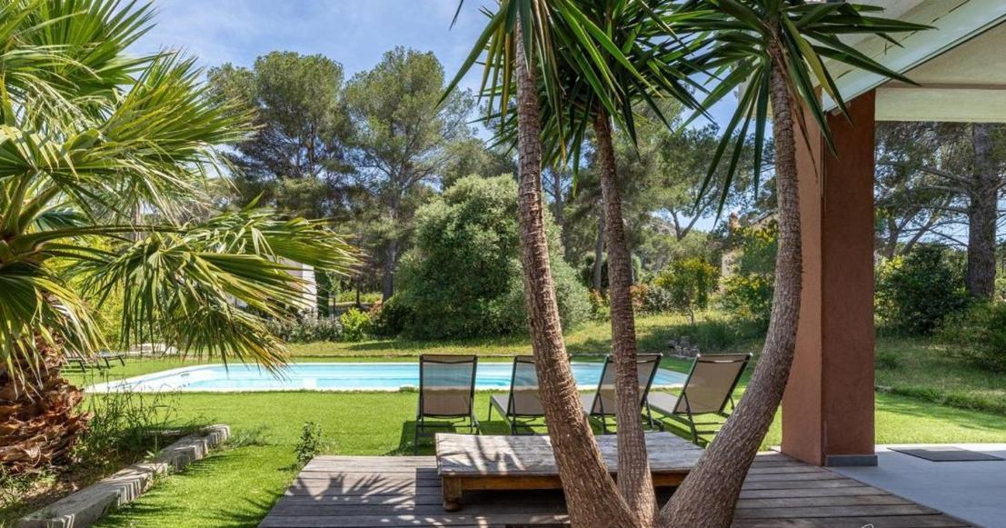 Villa Cap Dramont Saint-Raphaël Exteriör bild